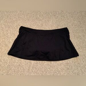 Lands End Black Swim Skirt size 8